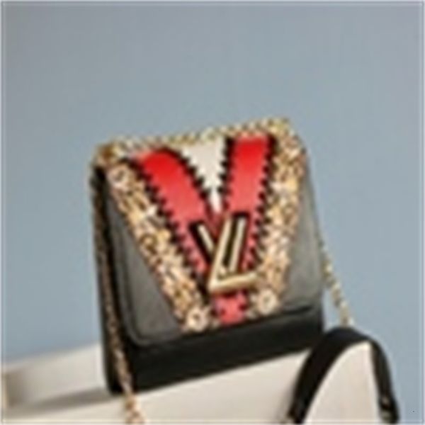 m50326 chain shoulder bag women handbags bags handles shoulder bags totes evening cross body bag bqlx, Red;black
m50326 chain shoulder bag women handbags bags handles shoulder bags totes evening cross body bag bqlx, Red;black
