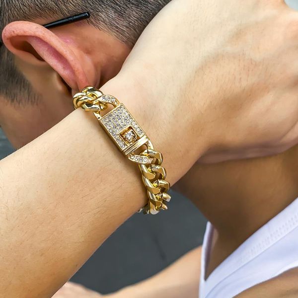 chokers punk rock gold cuban link chains necklace fashion hiphop jewelry short rhinestones iced out necklaces for men women, Golden;silver
chokers punk rock gold cuban link chains necklace fashion hiphop jewelry short rhinestones iced out necklaces for men women, Golden;silver