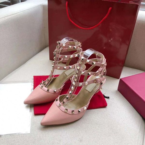 classic fashion slides sandals lady summer sandals designer metal buckle large size leather thick bottom high heeled women shoe bagshoe1978, Black
classic fashion slides sandals lady summer sandals designer metal buckle large size leather thick bottom high heeled women shoe bagshoe1978, Black