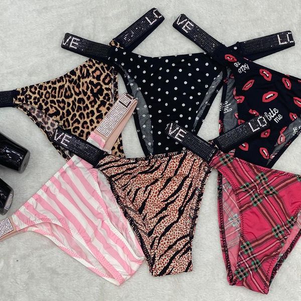women's panties women thongs rhinestones letter underwear diamonds g-string low waist female briefs shorts t-back fitness triangle, Black;pink
women's panties women thongs rhinestones letter underwear diamonds g-string low waist female briefs shorts t-back fitness triangle, Black;pink
