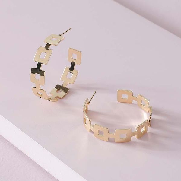 hoop & huggie punk metal chain round earrings gold hollow big for women wholesale party jewelry, Golden;silver
hoop & huggie punk metal chain round earrings gold hollow big for women wholesale party jewelry, Golden;silver
