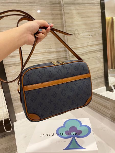 woman luxurys designers crossbody bags wallet backpack handbags purses card holder bag dq06
woman luxurys designers crossbody bags wallet backpack handbags purses card holder bag dq06