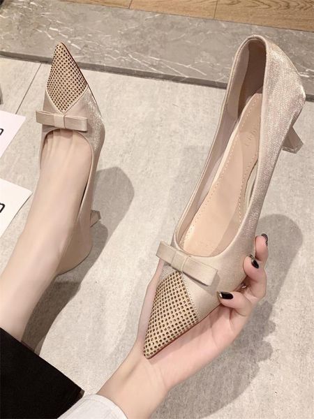 summer all-match women's high-heeled shoes trend simple bowknot shallow mouth stiletto casual comfortable and elegant. dress, Black
summer all-match women's high-heeled shoes trend simple bowknot shallow mouth stiletto casual comfortable and elegant. dress, Black