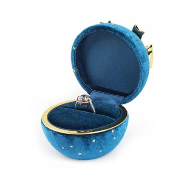 gift wrap 1pcs green /blue color ring /pendant storage boxes round star corduroy jewelry box bow ornament high-quality material selling
gift wrap 1pcs green /blue color ring /pendant storage boxes round star corduroy jewelry box bow ornament high-quality material selling