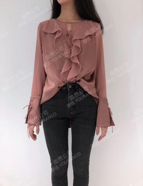 women's blouses & shirts ul light luxury sub line korean high viscosity silk chiffon splicing satin t-shirt, White
women's blouses & shirts ul light luxury sub line korean high viscosity silk chiffon splicing satin t-shirt, White