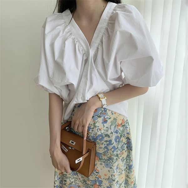 fashion button up cotton shirt vintage blouse women white lady puff short sleeves female loose street shirts 210529
fashion button up cotton shirt vintage blouse women white lady puff short sleeves female loose street shirts 210529