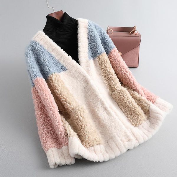women's fur & faux women 2021 winter real sheep shearing coats female natural lamb jackets ladies short v-neck patchwork overcoats a05, Black
women's fur & faux women 2021 winter real sheep shearing coats female natural lamb jackets ladies short v-neck patchwork overcoats a05, Black