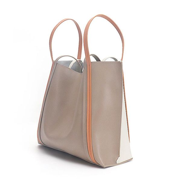 evening bags 2021european andamerican double-sided color matching cowhide women's bag large capacity tote fashion simple commuter
evening bags 2021european andamerican double-sided color matching cowhide women's bag large capacity tote fashion simple commuter