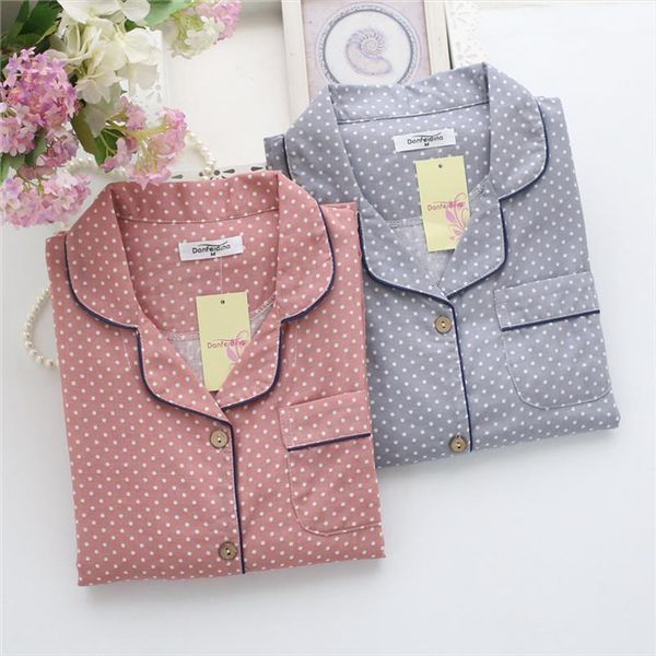 japanese spring and autumn women sleepwear pajamas suit cotton double layer gauze long sleeved dot cardigan summer home service, Black;red
japanese spring and autumn women sleepwear pajamas suit cotton double layer gauze long sleeved dot cardigan summer home service, Black;red