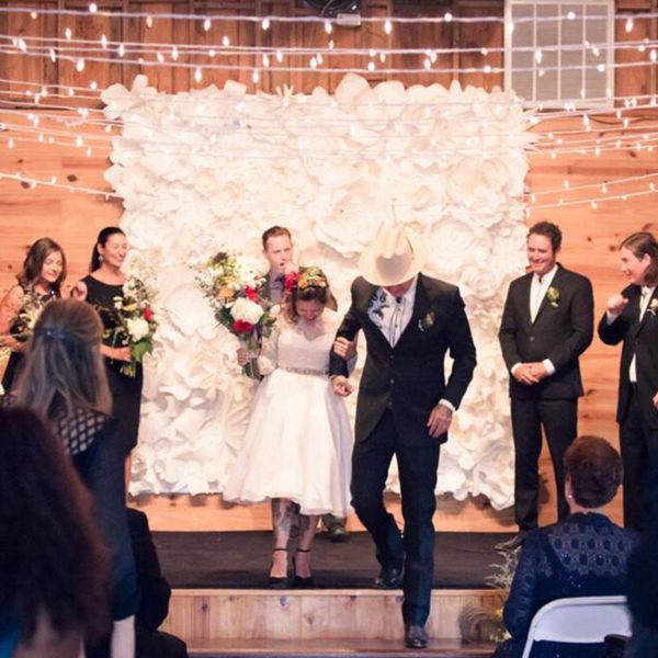 large paper flowers backdrop ,giant wedding decor,paper big white rose flower decorative & wreaths
large paper flowers backdrop ,giant wedding decor,paper big white rose flower decorative & wreaths