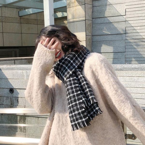 scarves zsiibo bao niuqiu winter imitation wool plaid black collar ladies shawl warm korean version of the long scarf wild, Blue;gray
scarves zsiibo bao niuqiu winter imitation wool plaid black collar ladies shawl warm korean version of the long scarf wild, Blue;gray