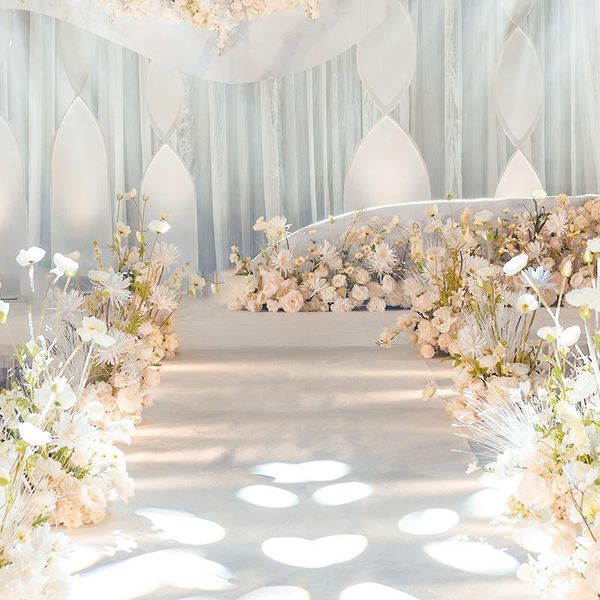 3pcs/lot artificial flower simulation silk flowers branch for home wedding party decoration accessory arrangement fake plants decorative & w
3pcs/lot artificial flower simulation silk flowers branch for home wedding party decoration accessory arrangement fake plants decorative & w