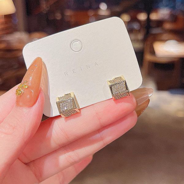 stud korean trendy geometric square cubes zircon earrings for women fashion shiny design elegant jewelry female ear studs, Golden;silver
stud korean trendy geometric square cubes zircon earrings for women fashion shiny design elegant jewelry female ear studs, Golden;silver