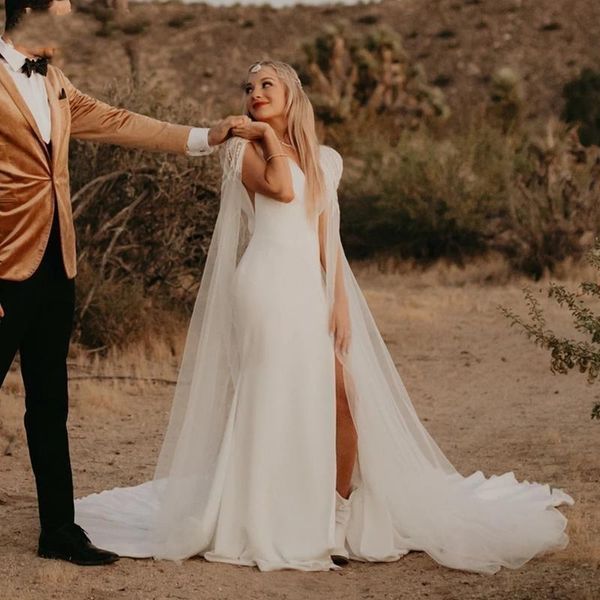 mermaid wedding dresses with straps lace appliqued backless high side split bridal princess gowns custom made, White
mermaid wedding dresses with straps lace appliqued backless high side split bridal princess gowns custom made, White