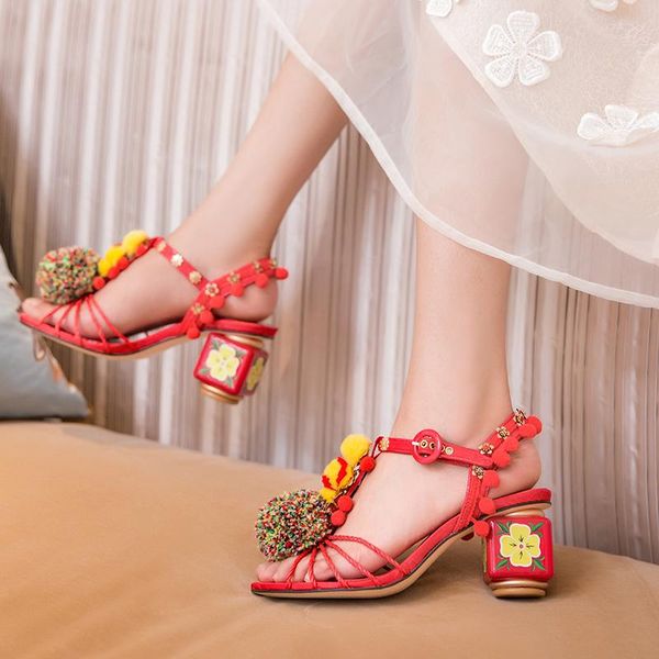 summer beading sandals square high heels buckle printed sun flower party shoes, Black
summer beading sandals square high heels buckle printed sun flower party shoes, Black