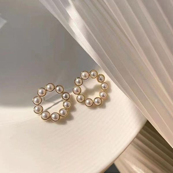 stud retro earring women elegant woman earrings minimalist ladies fashion jewelry lady korean girl party trendy metal kolczyki, Golden;silver
stud retro earring women elegant woman earrings minimalist ladies fashion jewelry lady korean girl party trendy metal kolczyki, Golden;silver