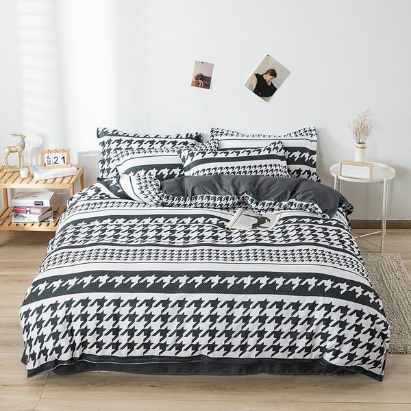bedding sets 4 pcs luxurious nordic duvet cover set black and white twin/full//king size grid geometric
bedding sets 4 pcs luxurious nordic duvet cover set black and white twin/full//king size grid geometric