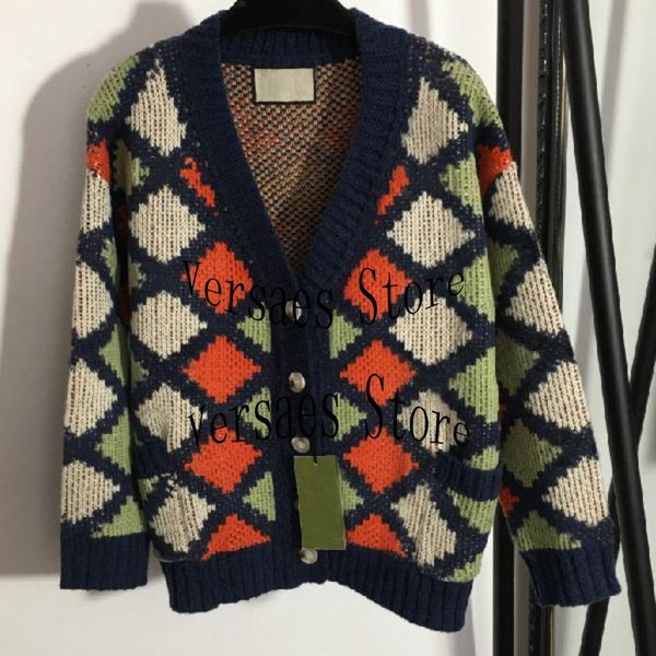 women's knits & tees 2021 luxury design autumn and winter fashion color matching diamond check v-neck long sleeve knitted short cardiga, White
women's knits & tees 2021 luxury design autumn and winter fashion color matching diamond check v-neck long sleeve knitted short cardiga, White