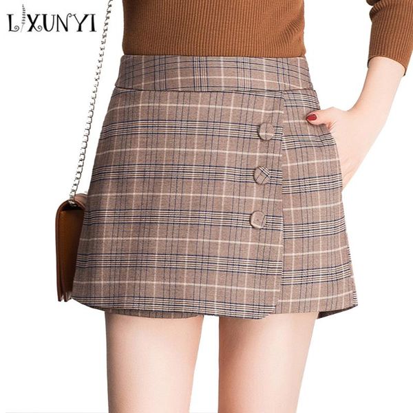 women's shorts lxunyi 4xl plaid skirt women single breasted high waist plus size 2021 zipper office wear short pants, White;black
women's shorts lxunyi 4xl plaid skirt women single breasted high waist plus size 2021 zipper office wear short pants, White;black