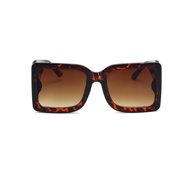 luxury 2021 season female designer sunglasses square plate frame big double legs simple fashion style uv400 glasses e4312, White;black
luxury 2021 season female designer sunglasses square plate frame big double legs simple fashion style uv400 glasses e4312, White;black