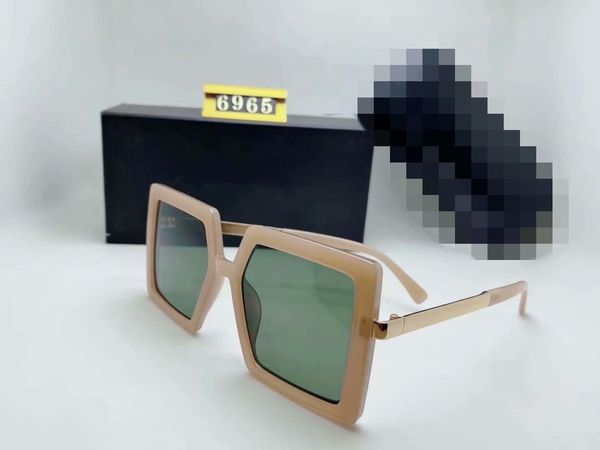 2021 oversized fashion sunglasses women vintage sunglass eyewear feminino big shade uv400 glasses new design 6965, White;black
2021 oversized fashion sunglasses women vintage sunglass eyewear feminino big shade uv400 glasses new design 6965, White;black