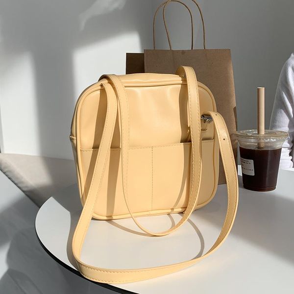 evening bags niche design ins bag 2021 female autumn retro shoulder briefcase fashionable square width: 21cm
evening bags niche design ins bag 2021 female autumn retro shoulder briefcase fashionable square width: 21cm