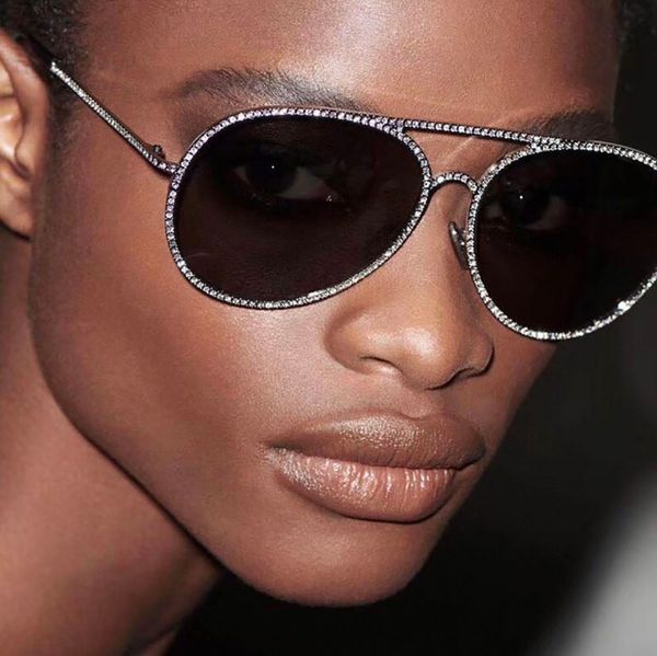 ft0728 the latest sunglasses mens womens frameless have more than two hundred diamonds each which is carefully inlaid full of domineering st, White;black
ft0728 the latest sunglasses mens womens frameless have more than two hundred diamonds each which is carefully inlaid full of domineering st, White;black