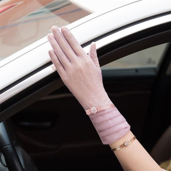 spring and autumn ladies lace sunscreen gloves driving uv-proof embroidery short medium long thin outdoor five fingers, Blue;gray
spring and autumn ladies lace sunscreen gloves driving uv-proof embroidery short medium long thin outdoor five fingers, Blue;gray