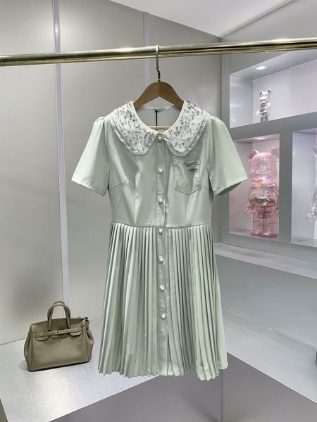 dress miaojia 21 french elegant pearl button sweet wind single pocket pleated diamond baby collar, White;black
dress miaojia 21 french elegant pearl button sweet wind single pocket pleated diamond baby collar, White;black