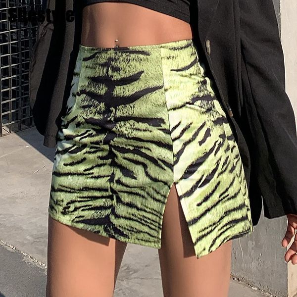 shestyle tiger printed splited a line skirts women 2021 spring summer bottom back zipper green wild girl dropshippingby, Black;white
shestyle tiger printed splited a line skirts women 2021 spring summer bottom back zipper green wild girl dropshippingby, Black;white