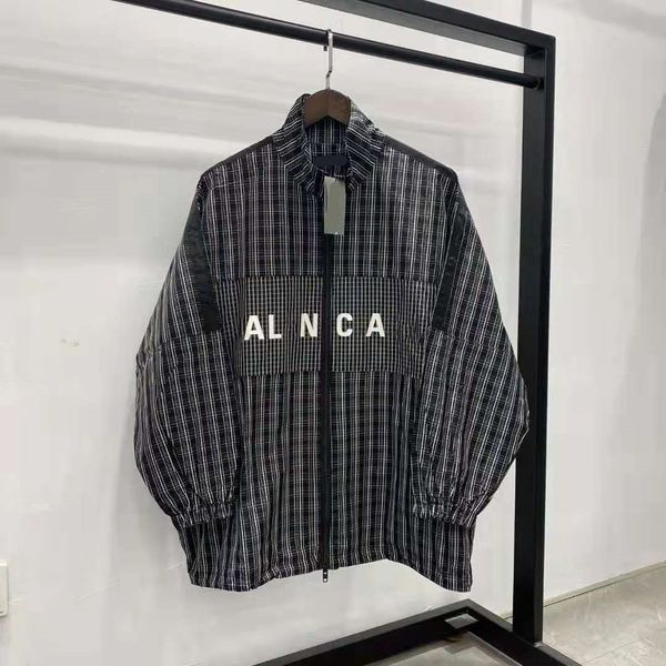 21 spring summer new fashion paris home print black and white check contrast stitching casual couple sunscreen jacket, Black;brown
21 spring summer new fashion paris home print black and white check contrast stitching casual couple sunscreen jacket, Black;brown
