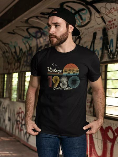 1980 Vintage Retro Sunset Tee Men's -Image by Shutterstock, White;black
1980 Vintage Retro Sunset Tee Men's -Image by Shutterstock, White;black