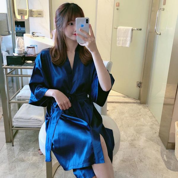 women's sleepwear spring and summer viscose nightgown pajamas women imitated silk fabric sweet fairy royal sister wind wechat business, Black;red
women's sleepwear spring and summer viscose nightgown pajamas women imitated silk fabric sweet fairy royal sister wind wechat business, Black;red