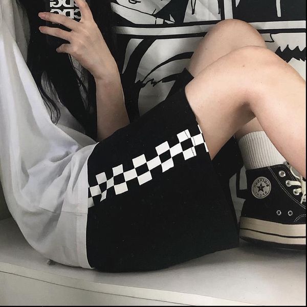 korea ins harajuku bf street womens short black and white checkered grunge plaid streetwear, White;black
korea ins harajuku bf street womens short black and white checkered grunge plaid streetwear, White;black