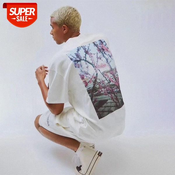 high street fog eentials flower p print casual loose men and women same paragraph short-sleeved t-shirt #s30y, White;black
high street fog eentials flower p print casual loose men and women same paragraph short-sleeved t-shirt #s30y, White;black