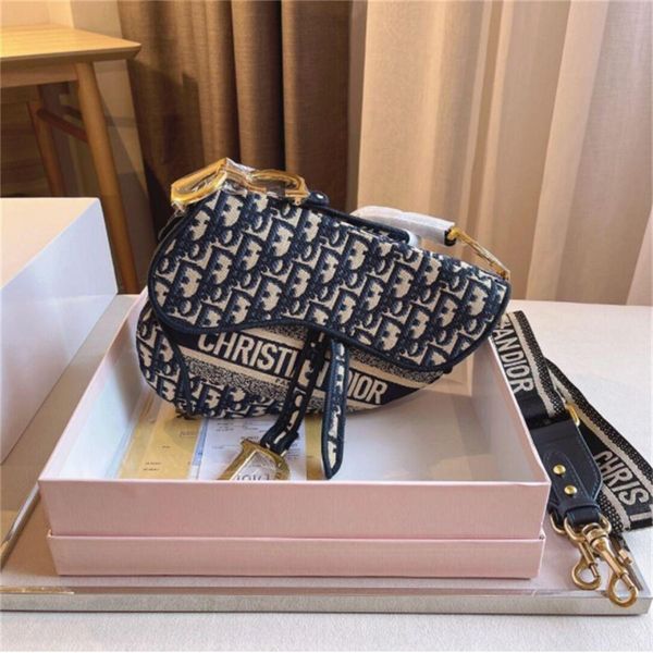 saddle lady bag retro cross body handbag star celebrity inspiration embroidered shoulder bags with box for option
saddle lady bag retro cross body handbag star celebrity inspiration embroidered shoulder bags with box for option