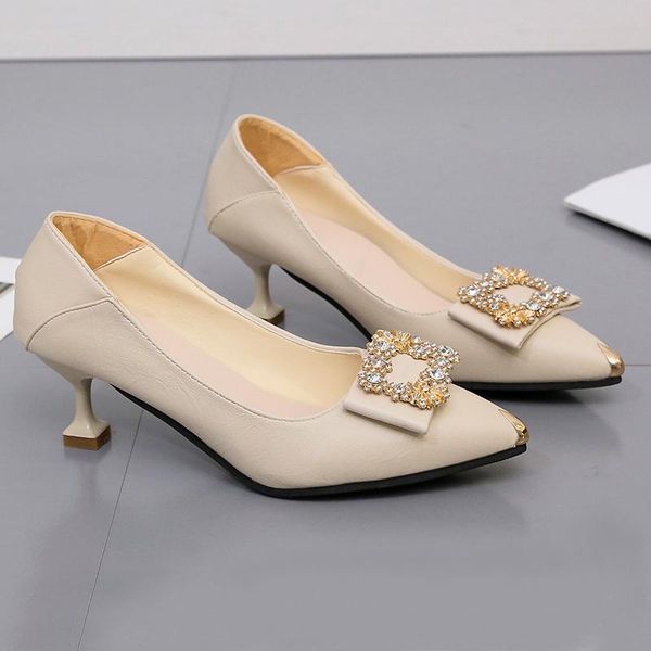 dress shoes thin heel design bee designer charming bridal woman girl lady point toe, Black
dress shoes thin heel design bee designer charming bridal woman girl lady point toe, Black