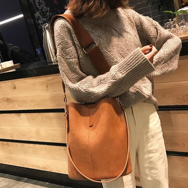 evening bags brand design luxury ladies bucket pu shoulder bag single large capacity messenger broadband female solid color handbag
evening bags brand design luxury ladies bucket pu shoulder bag single large capacity messenger broadband female solid color handbag