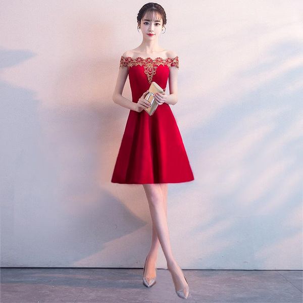 exquisite appliques lady short skirt bride wedding party a-line dress slash neck satin dresses off shoulder mid-length gown ethnic clot, Red
exquisite appliques lady short skirt bride wedding party a-line dress slash neck satin dresses off shoulder mid-length gown ethnic clot, Red