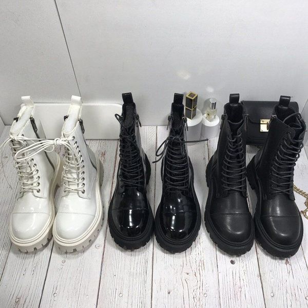 arrival big head martin boots fashionable black ankle boot with beads genuine real leather wear-resistant rubber soles chunky heel size 35-4
arrival big head martin boots fashionable black ankle boot with beads genuine real leather wear-resistant rubber soles chunky heel size 35-4
