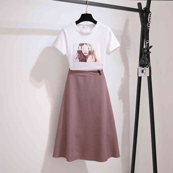 female summer fashion print 2 piece of standard clothing tshirt character + high waist button chess midi skirt suits ml4j, Black
female summer fashion print 2 piece of standard clothing tshirt character + high waist button chess midi skirt suits ml4j, Black