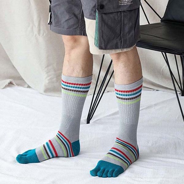 men's socks 1 pair of medium-high tube casual five-toed striped cotton sweat-absorbent split toe solid color autumn and winter, Black
men's socks 1 pair of medium-high tube casual five-toed striped cotton sweat-absorbent split toe solid color autumn and winter, Black