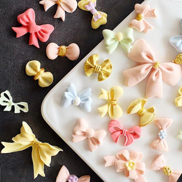 baking moulds multiple mini bow bowknots shape cake mold chocolate for the kitchen tool diy sugarcraft decoration
baking moulds multiple mini bow bowknots shape cake mold chocolate for the kitchen tool diy sugarcraft decoration