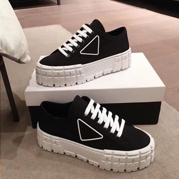 fashion women casual canvas shoes designer shoes white black pink classic rubber sponge sole sneakers
fashion women casual canvas shoes designer shoes white black pink classic rubber sponge sole sneakers
