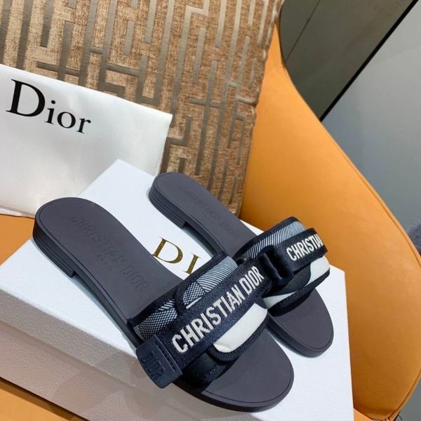 slipper dio velcro flat slippers women's 2021 new embroidered letter d slippers wear flat slipperszly, Black
slipper dio velcro flat slippers women's 2021 new embroidered letter d slippers wear flat slipperszly, Black