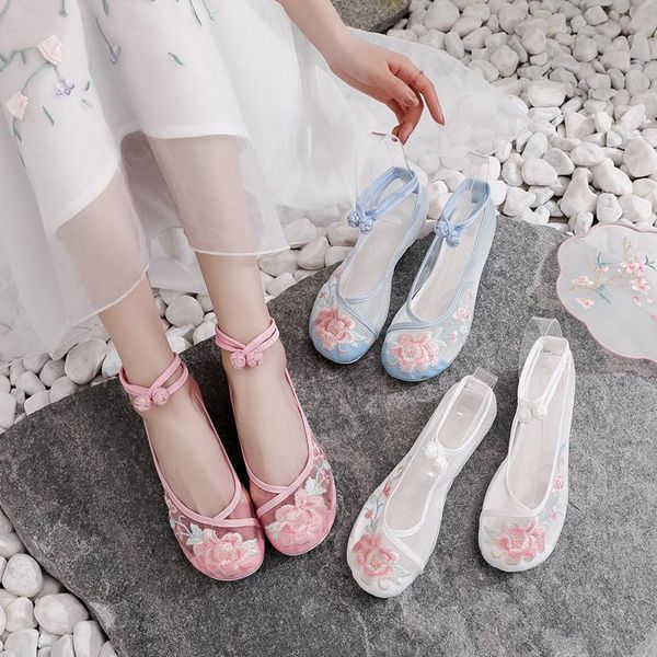 slipper 2021 summer national style embroidered shoes ancient chinese low heel mesh female student, Black;grey
slipper 2021 summer national style embroidered shoes ancient chinese low heel mesh female student, Black;grey