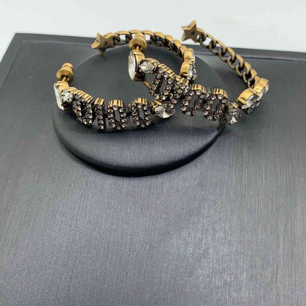 2021 new designer letter inlaid with diamond earrings female family horse eye fashion little xiangfeng net red earrings, Golden
2021 new designer letter inlaid with diamond earrings female family horse eye fashion little xiangfeng net red earrings, Golden