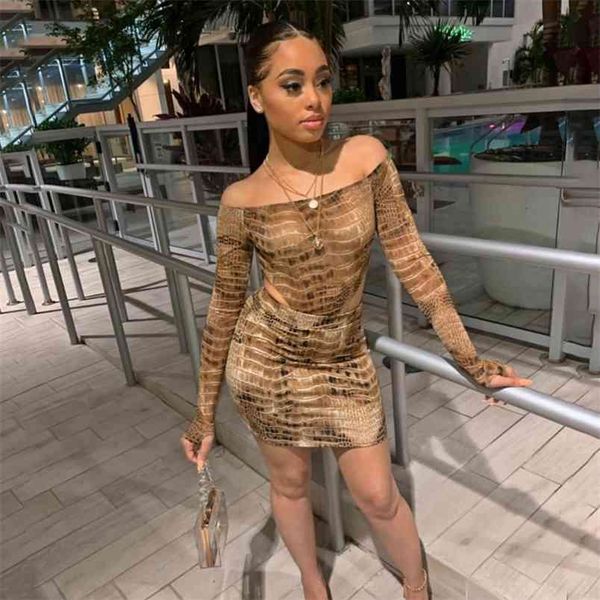 snake print matching set women off shoulder fashion two piece outfits long sleeve bodysuit and skirt sets omsj 210517, White
snake print matching set women off shoulder fashion two piece outfits long sleeve bodysuit and skirt sets omsj 210517, White