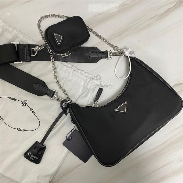 luxury designers bags shoulder bag women classics crossbody bags hobo bag for fashionre-edition2005 nylon tote handbags, Black;red
luxury designers bags shoulder bag women classics crossbody bags hobo bag for fashionre-edition2005 nylon tote handbags, Black;red