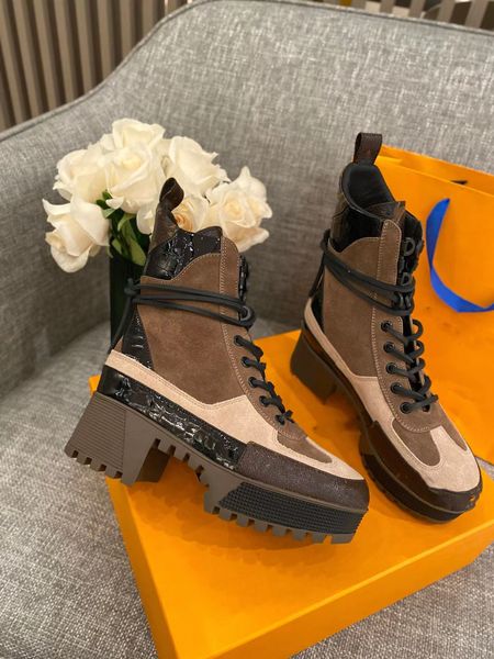 black patent leather catogram star luxury designer leather women boots martin desert boot flamingos love arrow medal 100% real coarse winter
black patent leather catogram star luxury designer leather women boots martin desert boot flamingos love arrow medal 100% real coarse winter